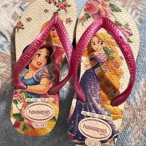 Girls Disney princess flip flops havaianas brand size 7/8c